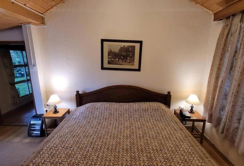 تختخواب و صبحانه The Native Route   Boutique Cottages In Manali