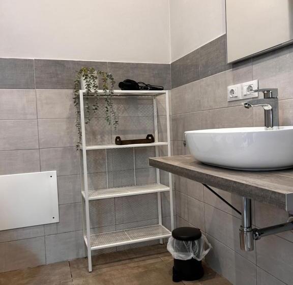 민박 Townhouse Piraino