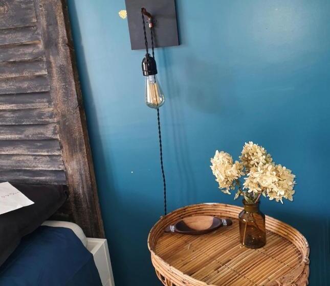 مبيت وإفطار Une Chambre à La Campagne