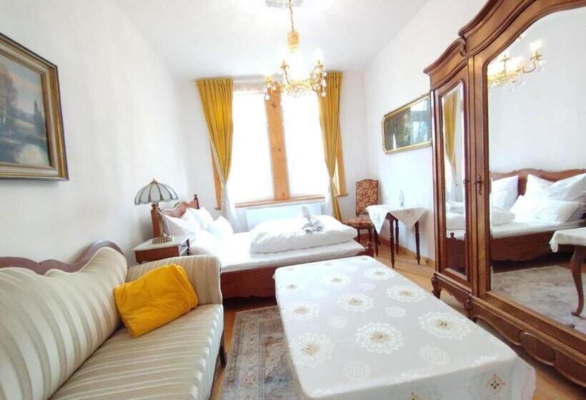 צימר Unik Villa Kurz Urlaub Mit Veranda Und Balkon