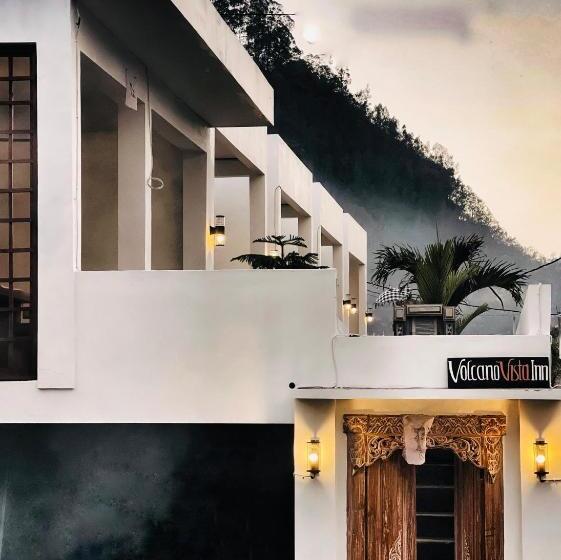 צימר Volcano Vista Inn