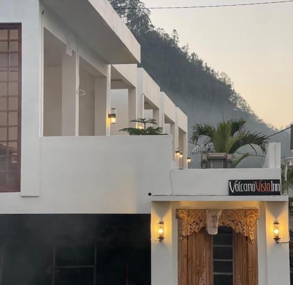 צימר Volcano Vista Inn