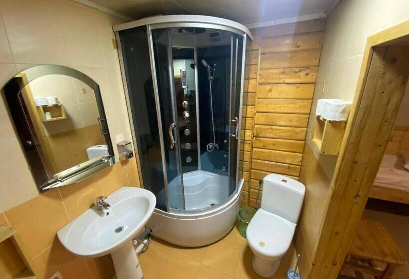 هتل готель згарда