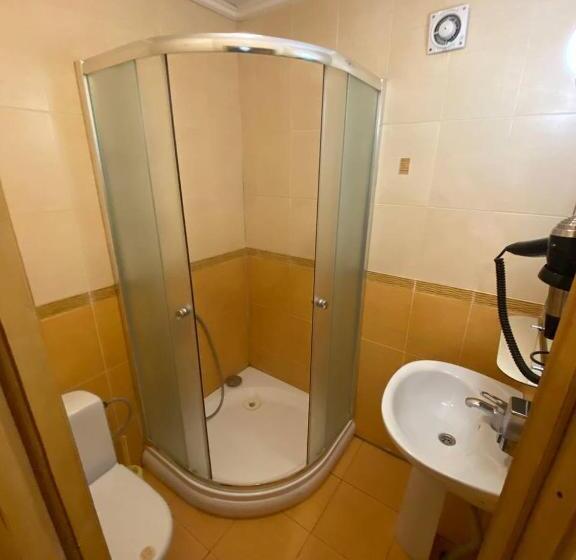 هتل готель згарда