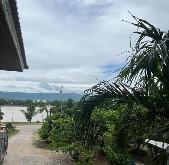 Отель โรงแรมศิริธารา