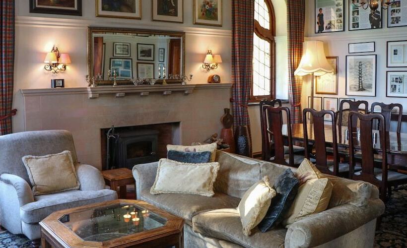 هتل Adventure Pad At Camps Bay Retreat