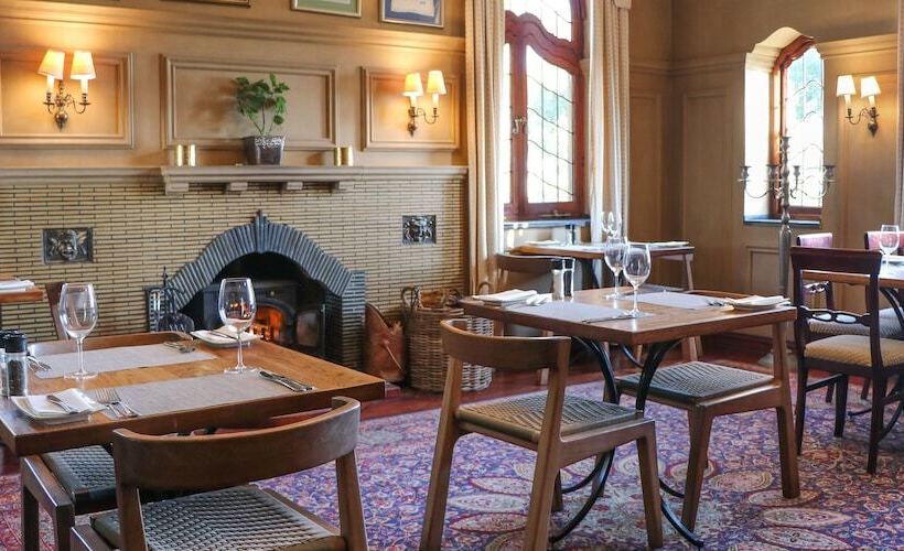 هتل Adventure Pad At Camps Bay Retreat