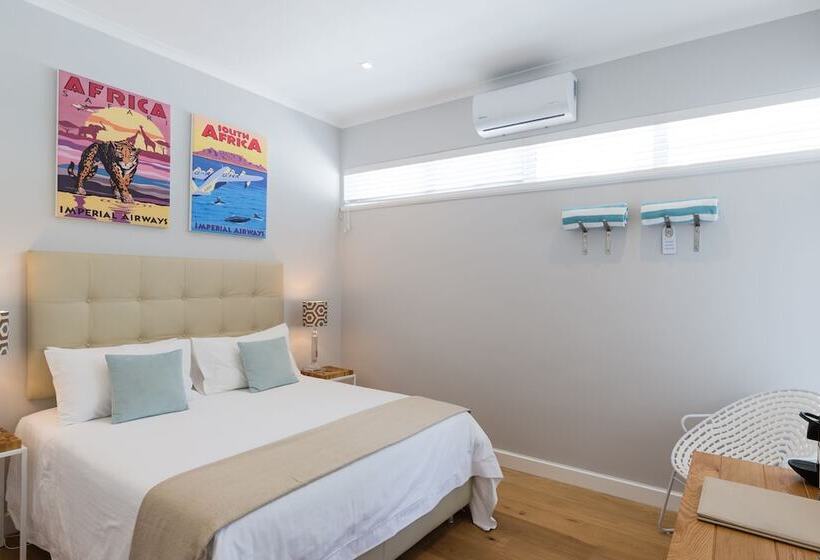 هتل Adventure Pad At Camps Bay Retreat