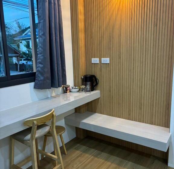 ホテル Baansuwansomboon