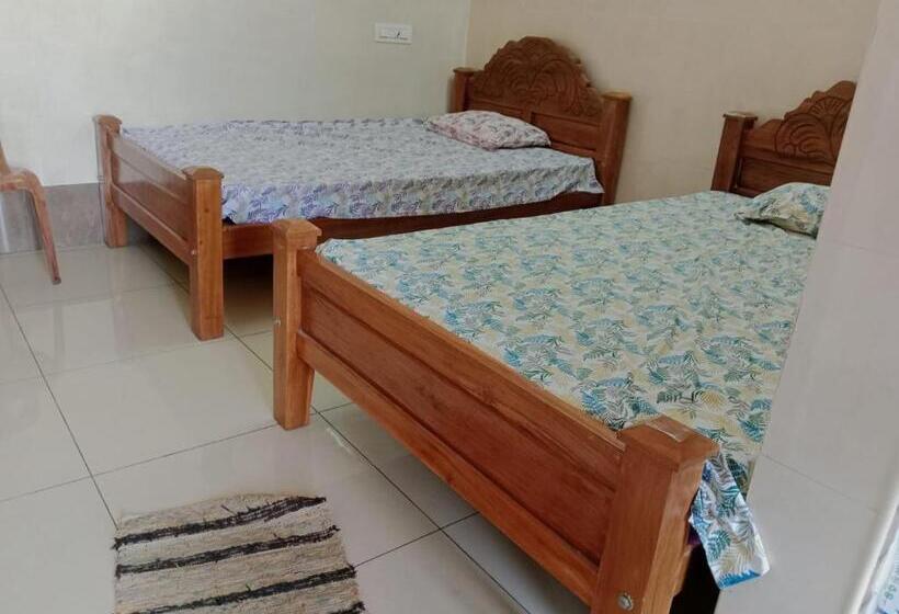 Bagavathy Hotel Aala