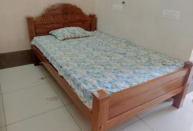 Bagavathy Hotel Aala