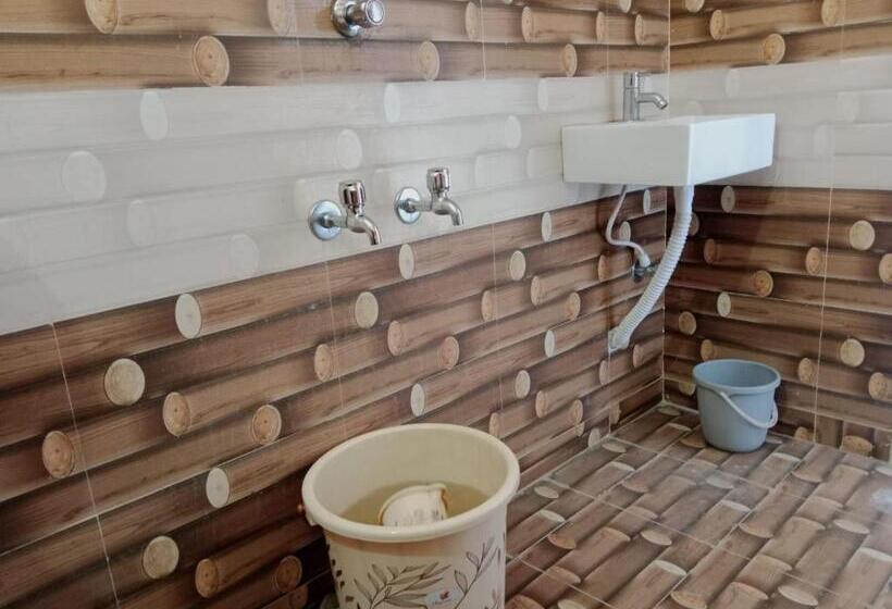 Bagavathy Hotel Aala