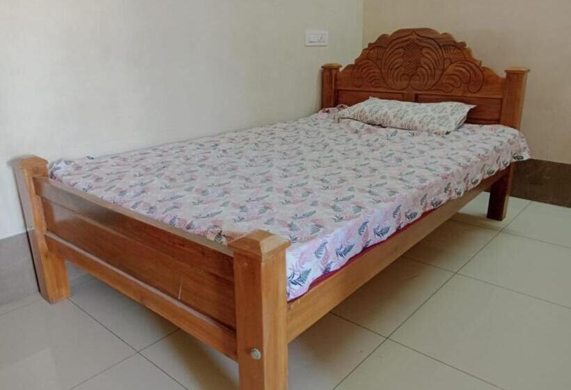 Bagavathy Hotel Aala