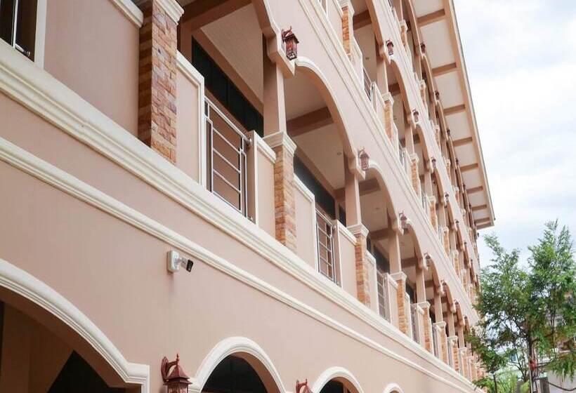 ホテル Capital O 75521 Sang Siri Apartment