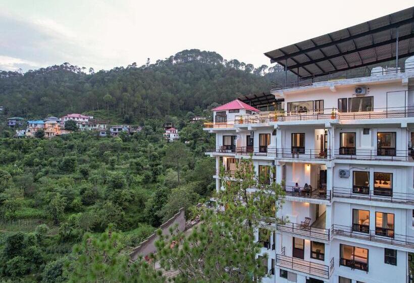 Отель Captain Resorts