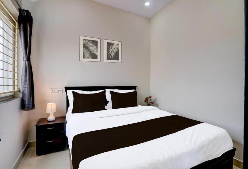 Super Hotel O Adibatla