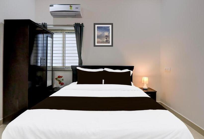 Super Hotel O Adibatla