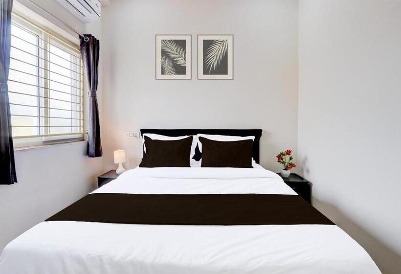 Super Hotel O Adibatla