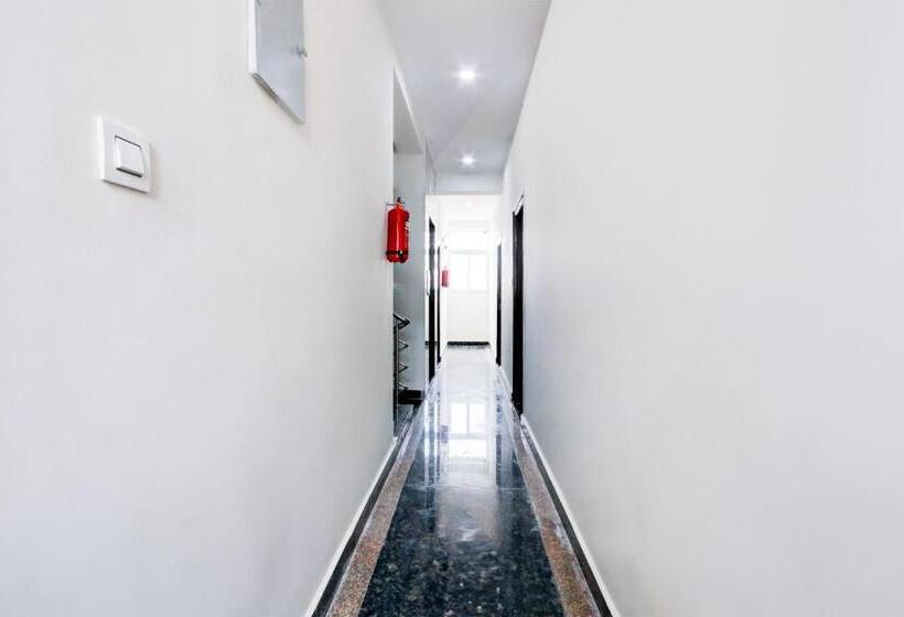 Super Hotel O Adibatla