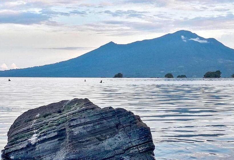 胶囊酒店 Mamacita Cafe House