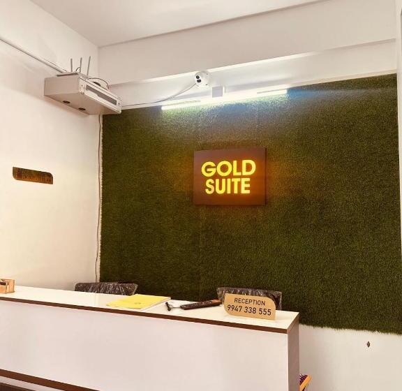 هتل Gold Suite, Kakkanad