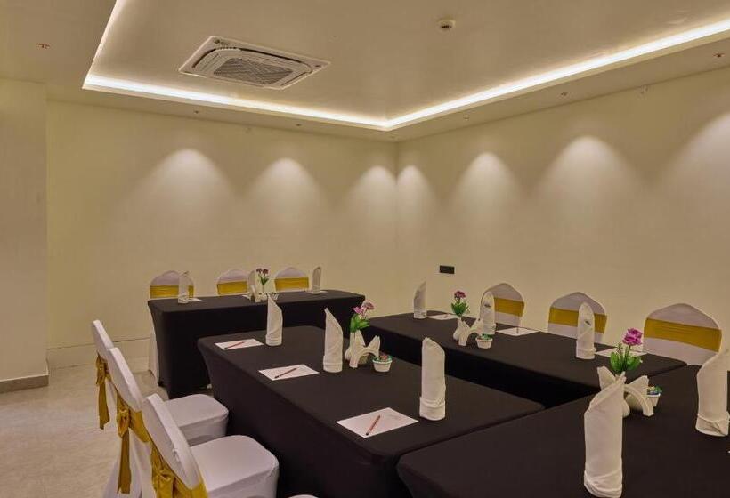 בית מלון כפרי Grand Continent Mysore A Sarovar Portico Affiliate