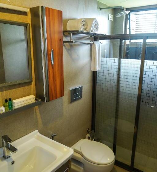 בית מלון כפרי Honey Comb