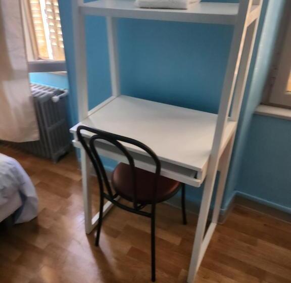 ホテル Hôtel Des Deux Gares