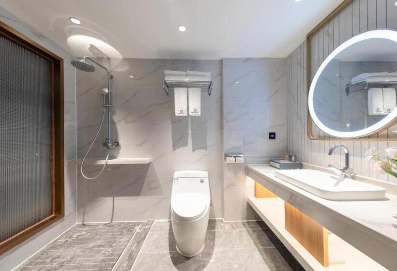 酒店 Huaxi International