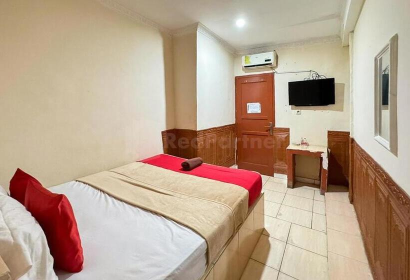 فندق My Home2 Mall Ciputra Cibubur Redpartner