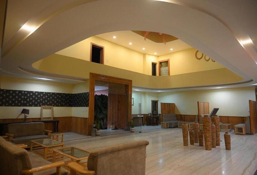 בית מלון כפרי Orchha Club And Resort   Ocr