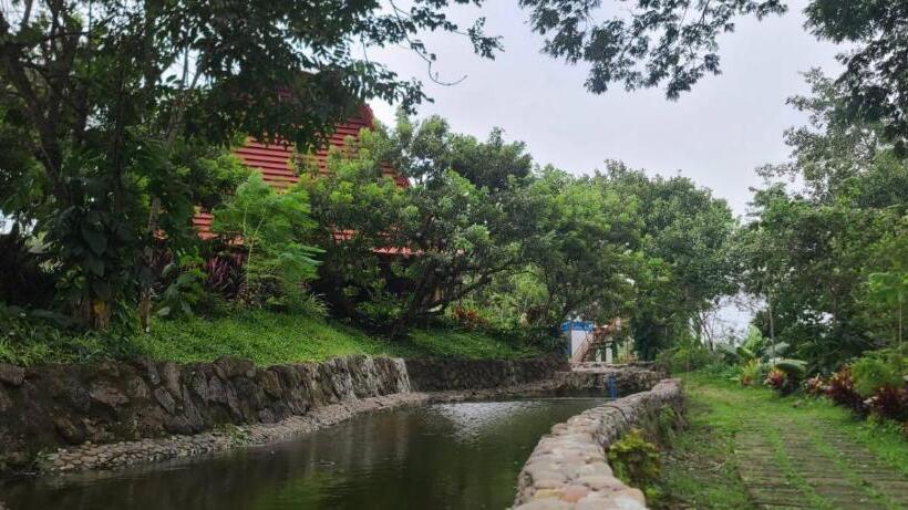 فندق Paraiso De June Quxote Ecofarm Resort