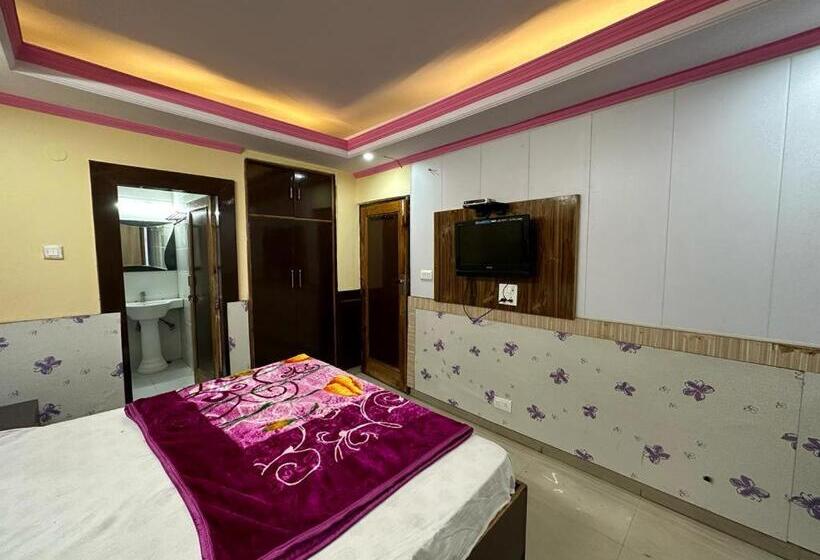 Отель Pioneer In Fingask