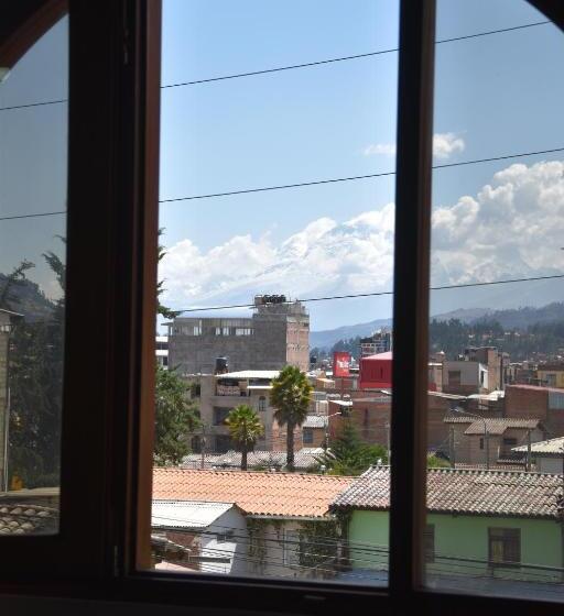 فندق Rajutuna Inn