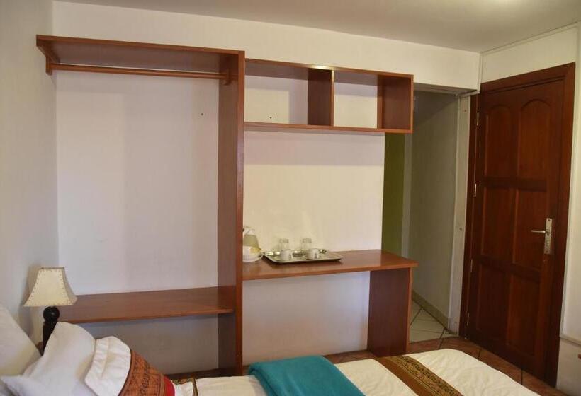 فندق Rajutuna Inn