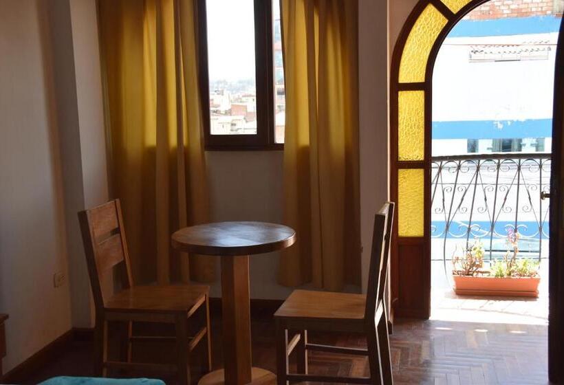 فندق Rajutuna Inn