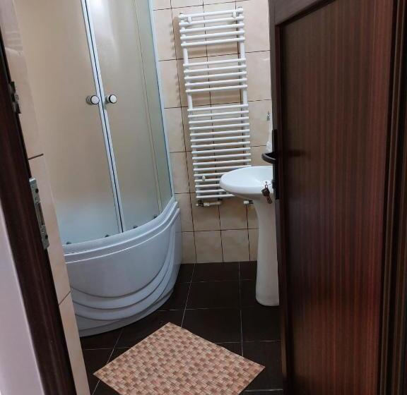 Отель Roua Muntilor