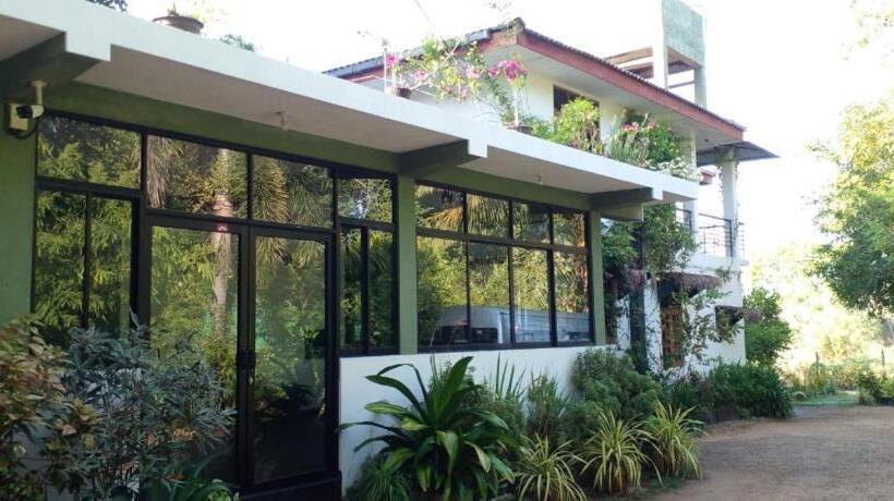 Отель Samudra Resort Habarana