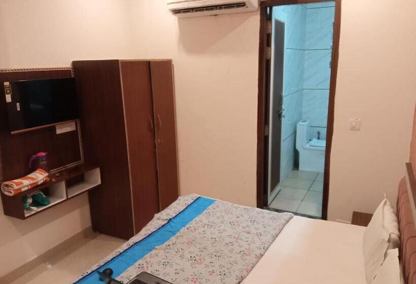 Отель Shri Shyama Shyam Dham