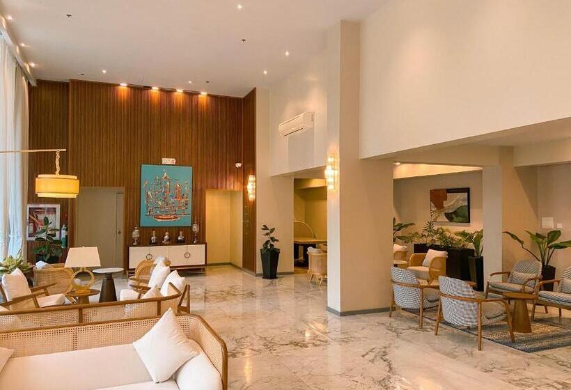 בית מלון כפרי Staycity Serviced Apartment