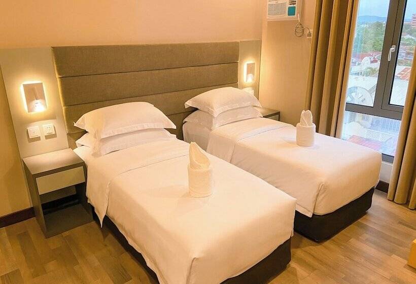 בית מלון כפרי Staycity Serviced Apartment