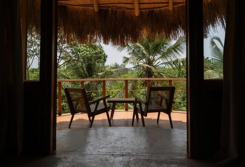 فندق Tekanda Lodge