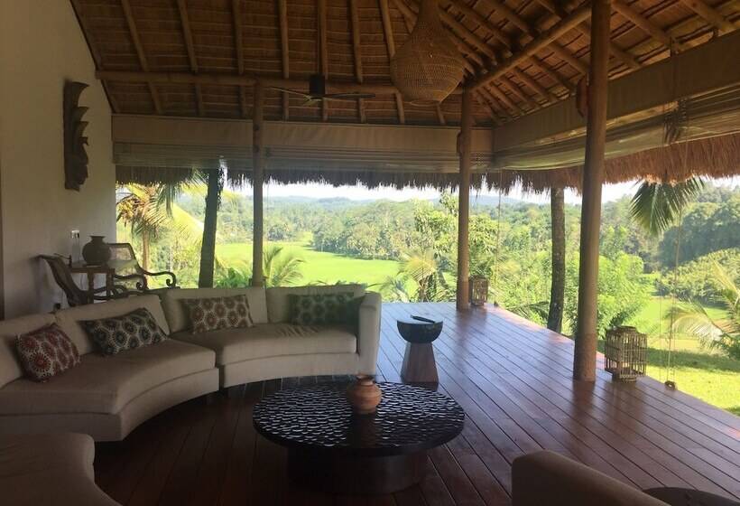 فندق Tekanda Lodge