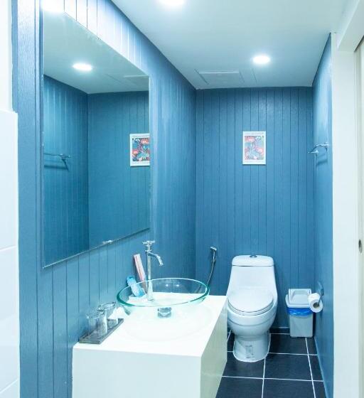 فندق The Light House At Town Phuket