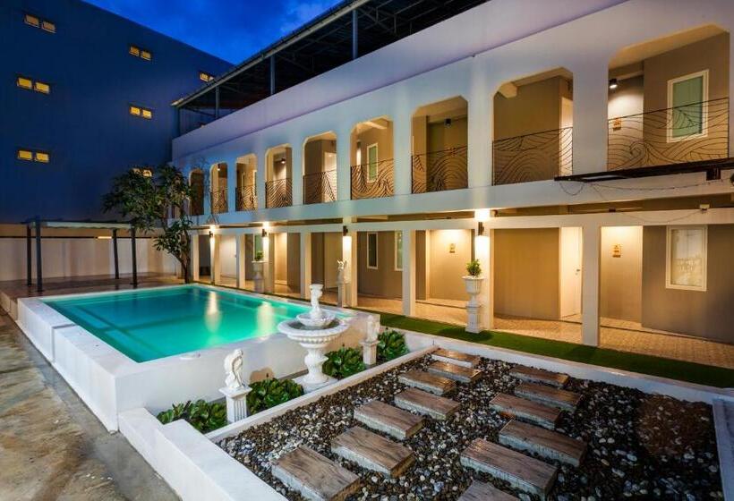 فندق The Light House At Town Phuket