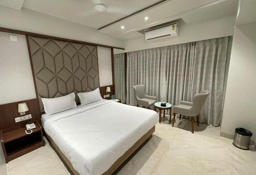 בית מלון כפרי The West Coast