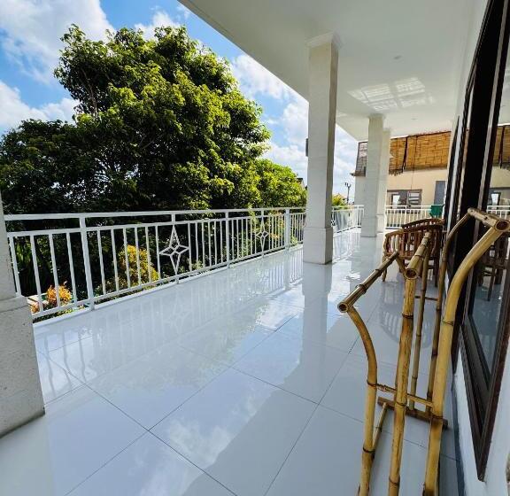 בית מלון כפרי Unique Canggu Guest House