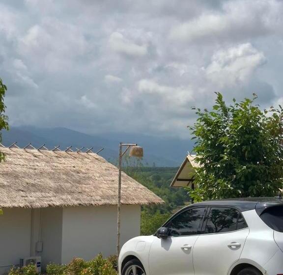 Hotel Utopua Resort Nan ยูโทปัวว์ รีสอร์ท น่าน