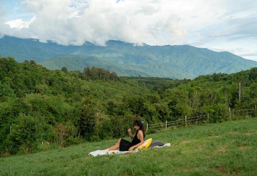 Hotel Utopua Resort Nan ยูโทปัวว์ รีสอร์ท น่าน
