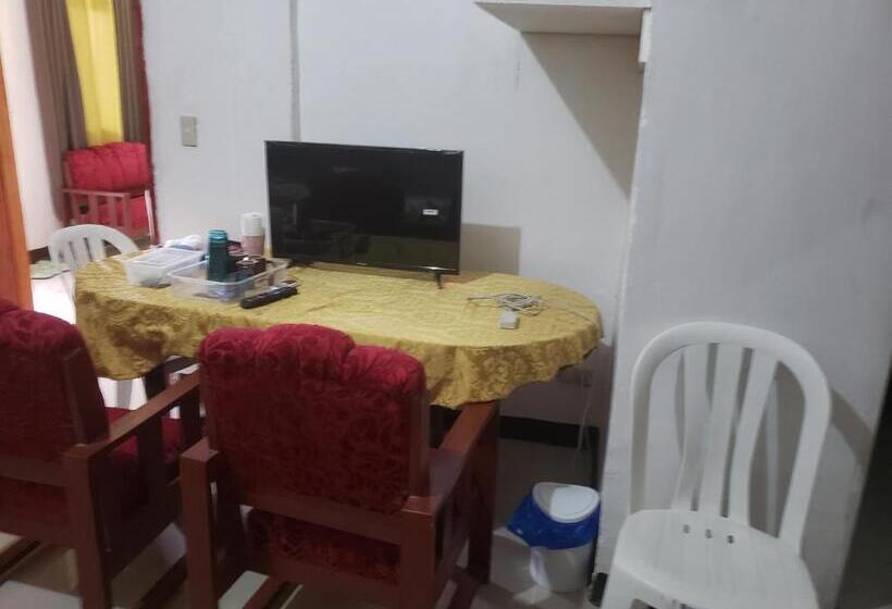 بنسيون Mari Gold Travelers Inn